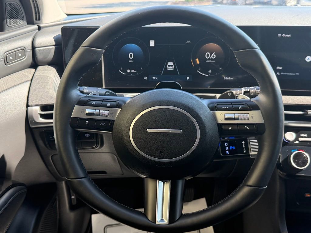 Used 2025 Hyundai Tucson Limited image 26