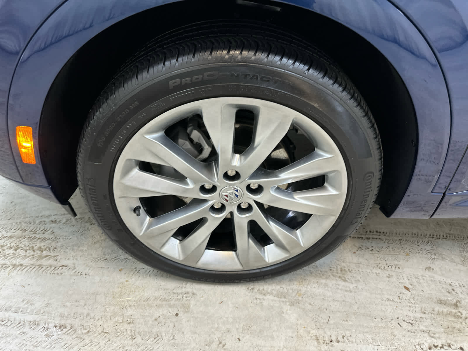Used 2023 Buick Envision Avenir AWD/4WD image 12