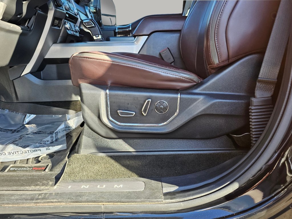 Used 2017 Ford F250 Platinum w/ Platinum Ultimate Package AWD/4WD image 31