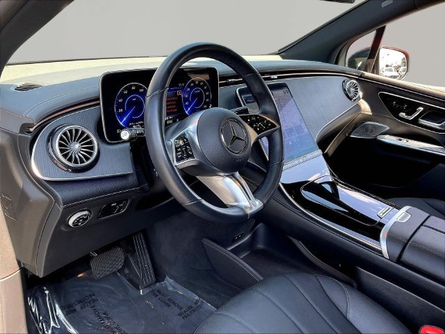 Used 2024 Mercedes-Benz EQE 350+ SUV image 17