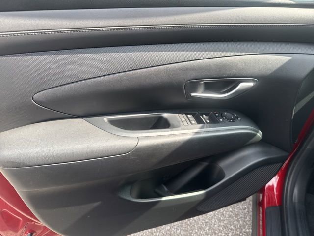 Used 2025 Hyundai Tucson SEL FWD image 17