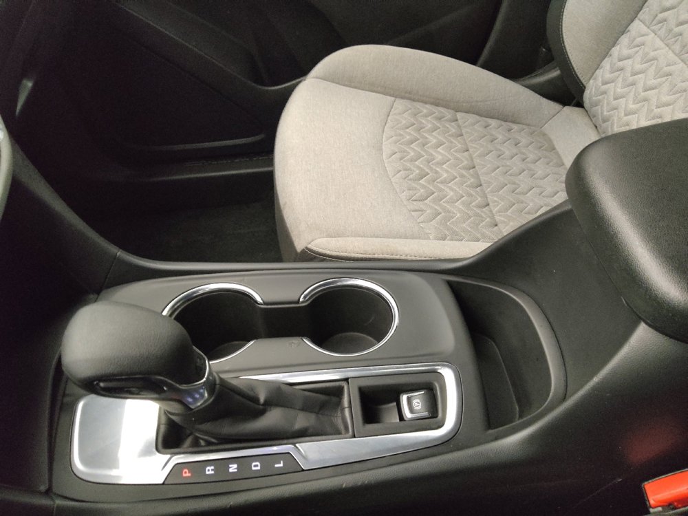 Used 2024 Chevrolet Equinox LS w/ LS Convenience Package image 26