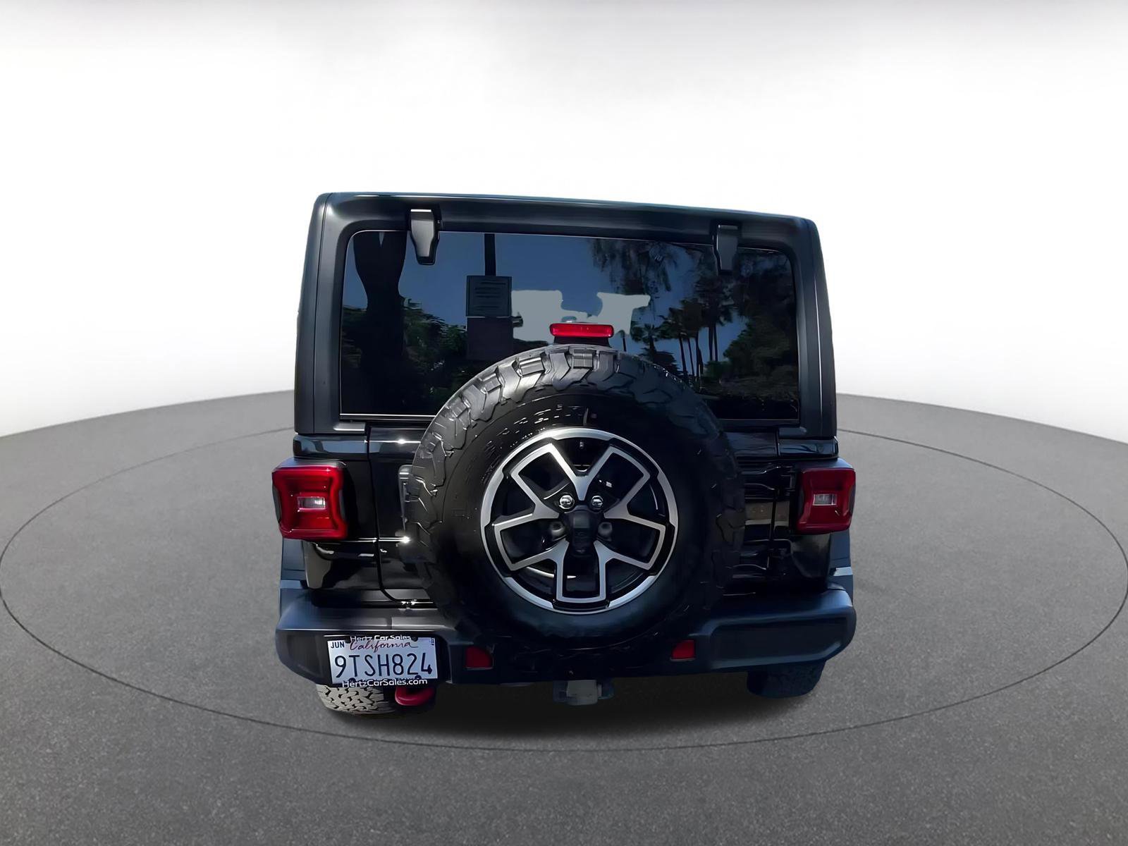 Used 2025 Jeep Wrangler Unlimited Rubicon image 11