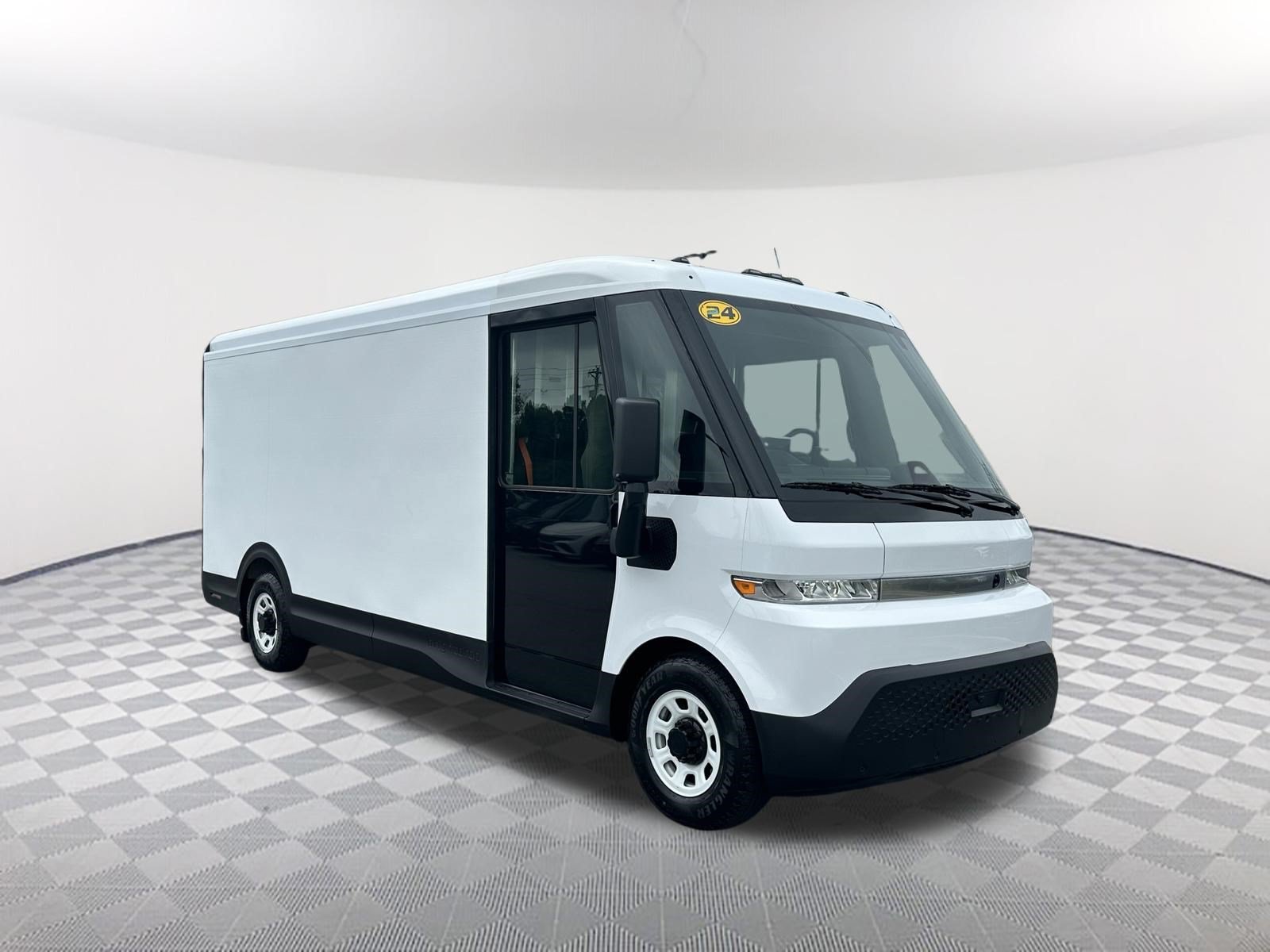 Used 2024 Chevrolet Brightdrop 600 w/ Commercial Equipment Package AWD/4WD image 3