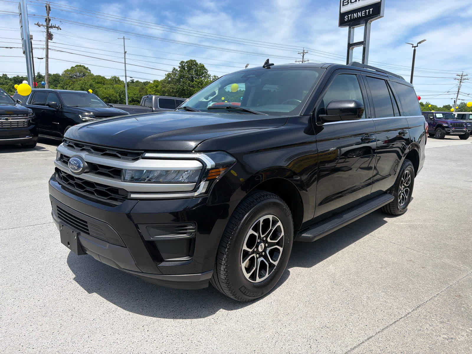 Used 2024 Ford Expedition XLT