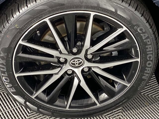 Used 2021 Toyota Camry SE w/ Cold Weather Package AWD/4WD image 29