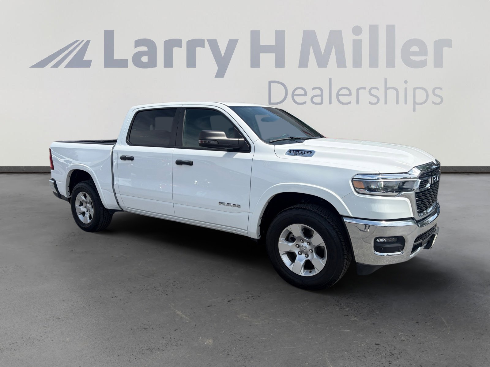 Used 2025 RAM 1500 Big Horn AWD/4WD image 7