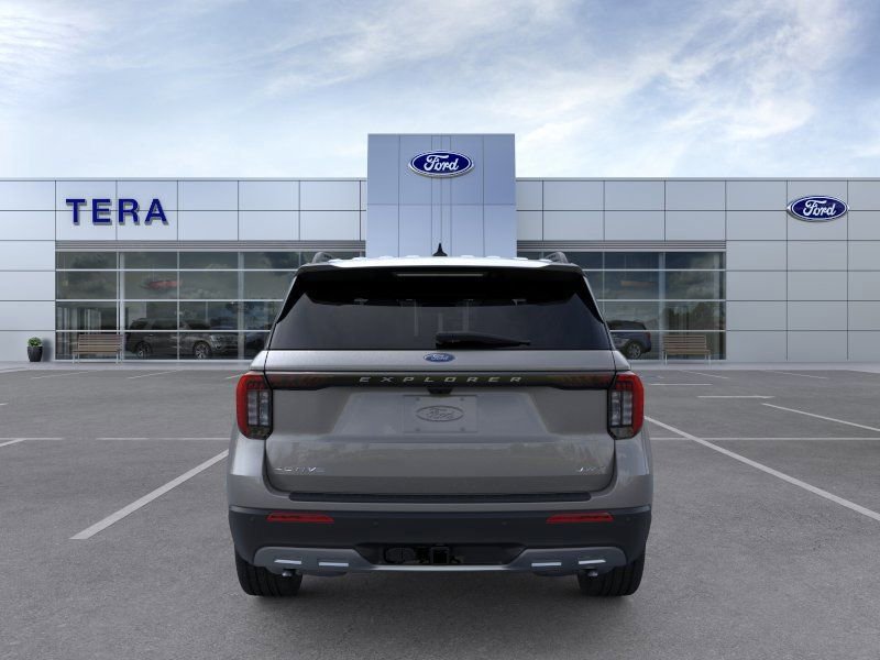 New 2026 Ford Explorer Active w/ Active Comfort Package AWD/4WD image 6