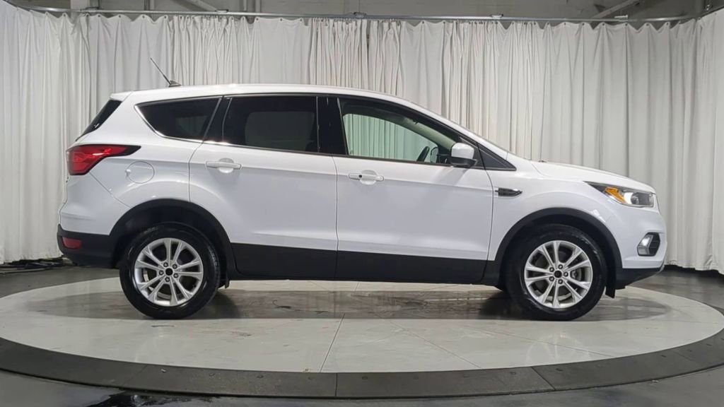 Used 2019 Ford Escape SE AWD/4WD image 11