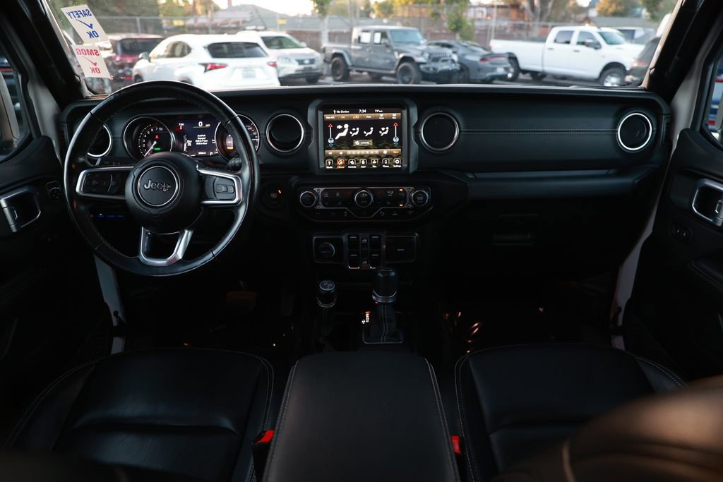 Used 2021 Jeep Wrangler Unlimited Sahara w/ Cold Weather Group AWD/4WD image 28