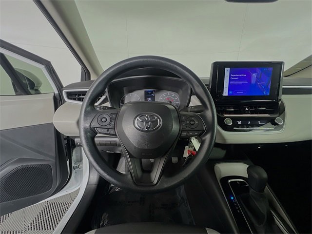 Used 2025 Toyota Corolla LE image 13