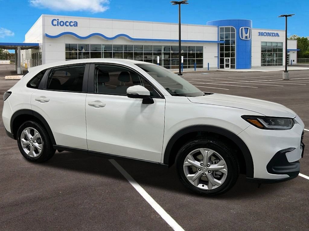 Used 2025 Honda HR-V LX image 7