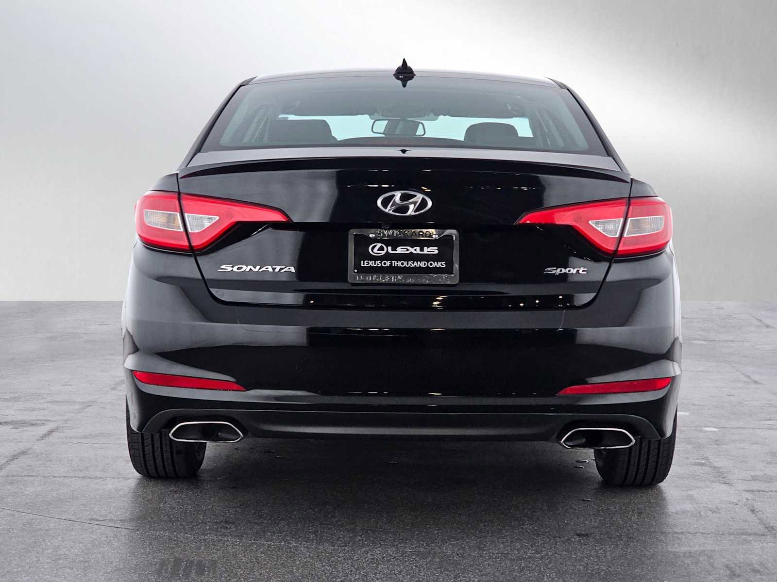 Used 2017 Hyundai Sonata Sport w/ Value Edition Package 02 image 4