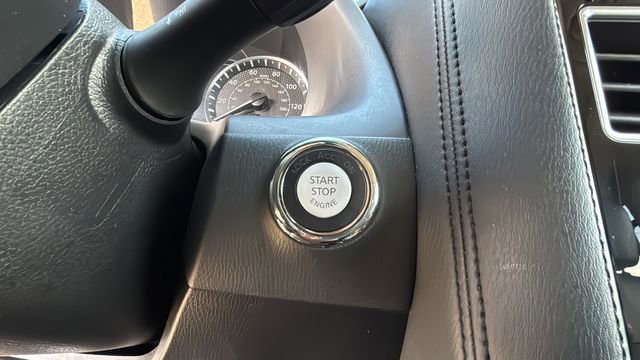 Used 2023 Nissan Armada SL RWD image 29