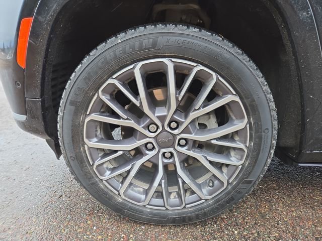 Used 2021 Jeep Grand Cherokee L Summit image 7