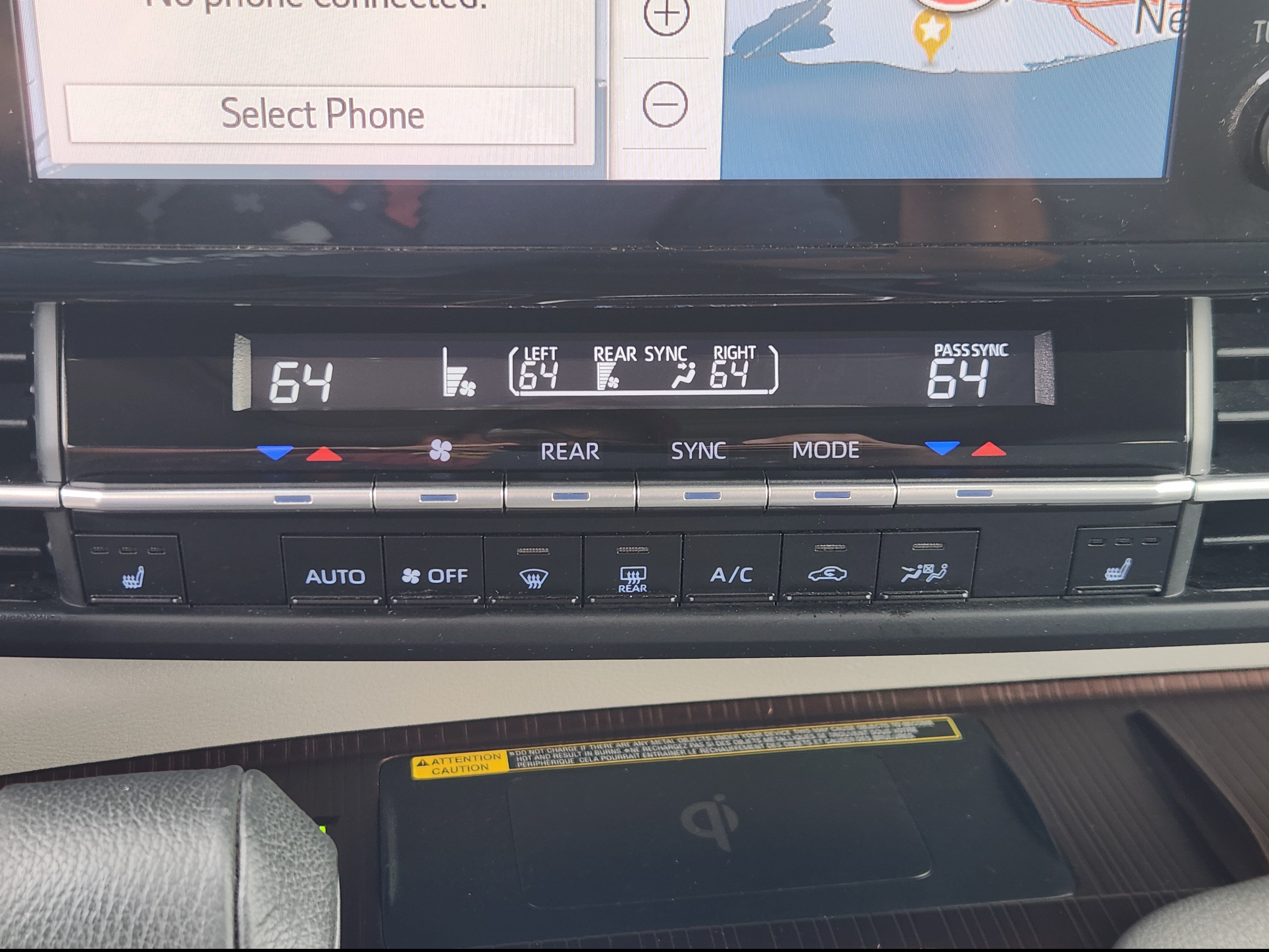 Used 2021 Toyota Sienna XLE w/ XLE Plus Package AWD/4WD image 23
