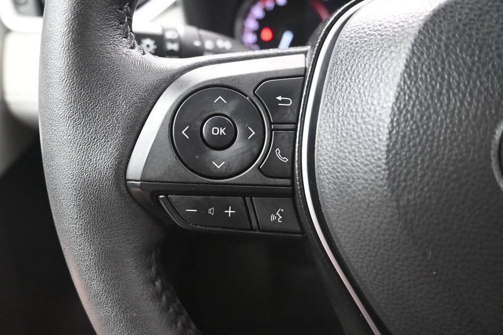 Used 2023 Toyota RAV4 XLE Premium AWD/4WD image 25