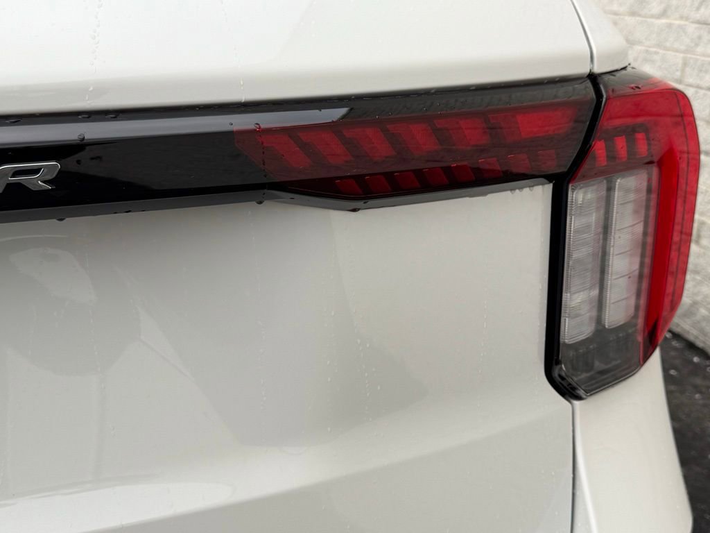 New 2026 Ford Explorer Active w/ Active Comfort Package image 12