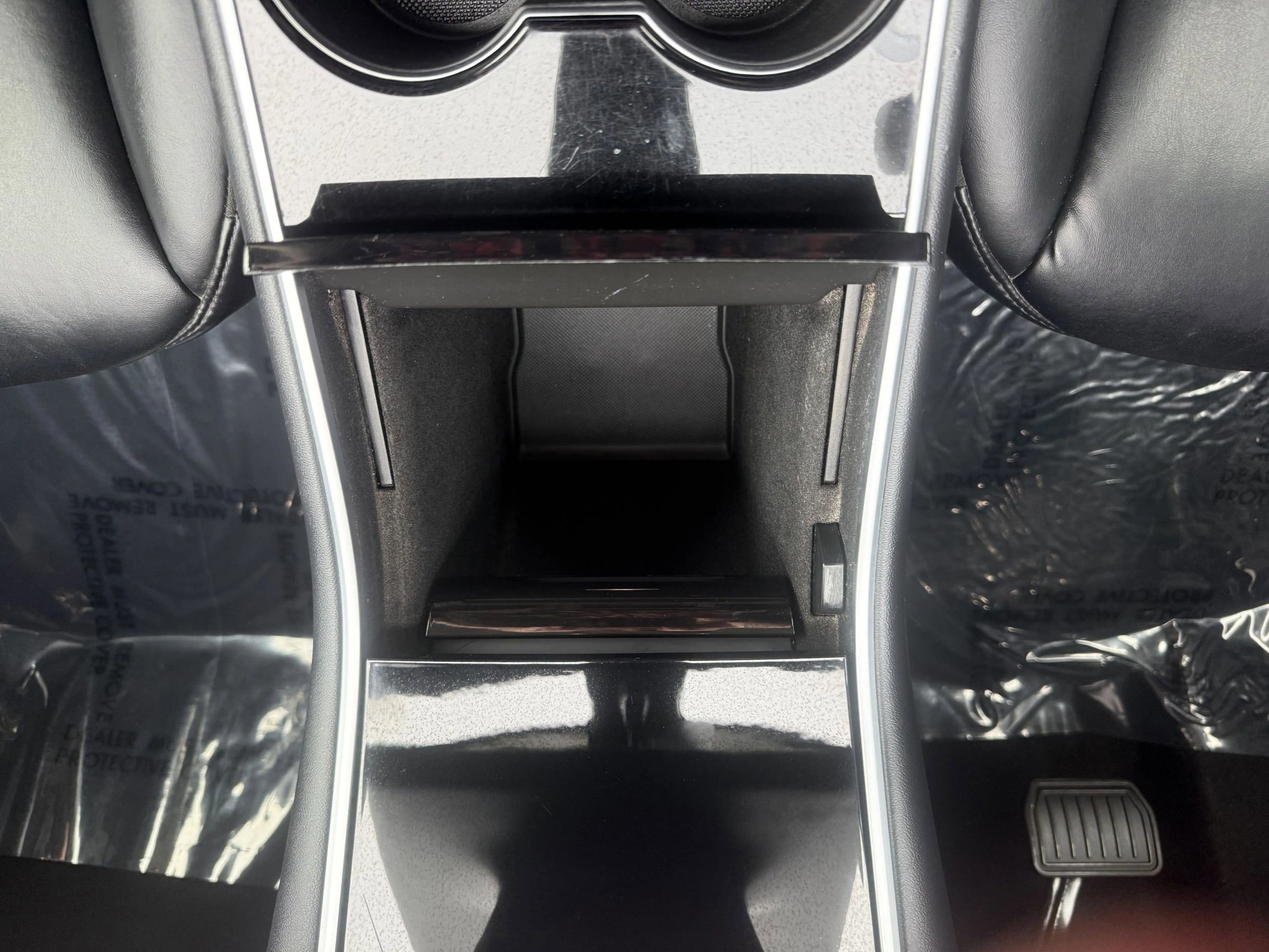 Used 2021 Tesla Model Y Long Range image 27