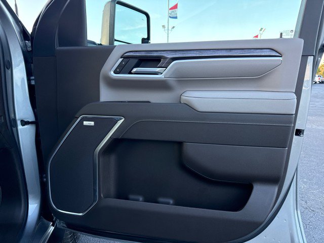 New 2026 Chevrolet Silverado 2500 LTZ w/ LTZ Premium Package AWD/4WD image 14