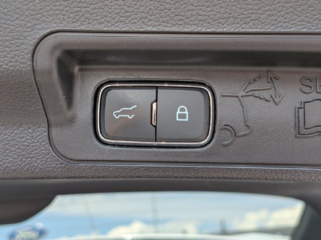 Certified 2023 Ford Explorer XLT AWD/4WD image 21