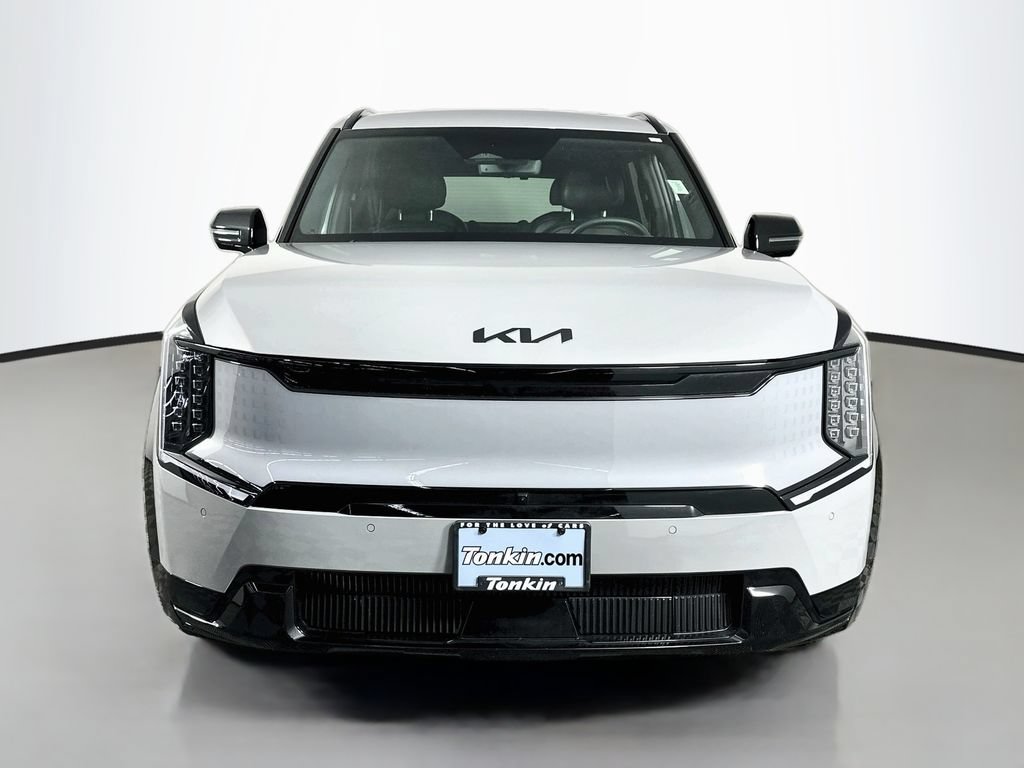 Used 2026 Kia EV9 Land w/ Nightfall Edition Package AWD/4WD image 3