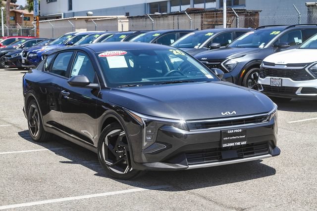 Certified 2025 Kia K4 GT-Line Turbo FWD image 2