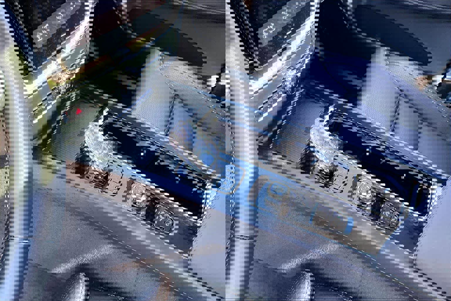 Used 2026 Volvo XC60 B5 Ultra w/ Protection Package Premier image 17