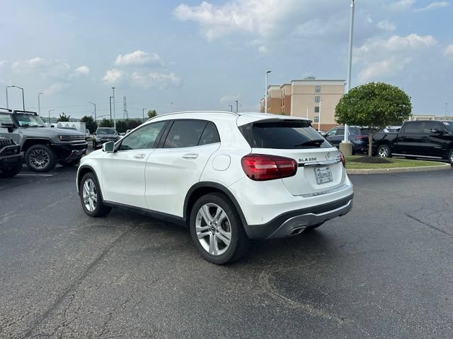 Used 2020 Mercedes-Benz GLA 250 4MATIC image 10