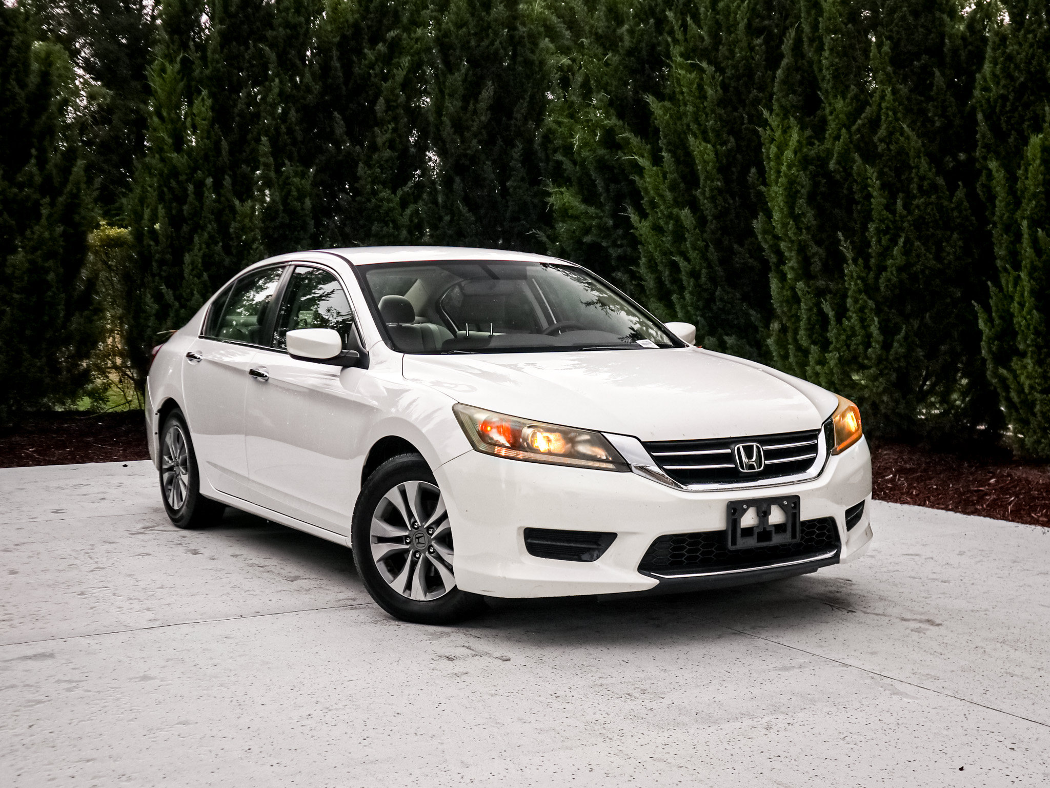 Used 2015 Honda Accord LX image 2
