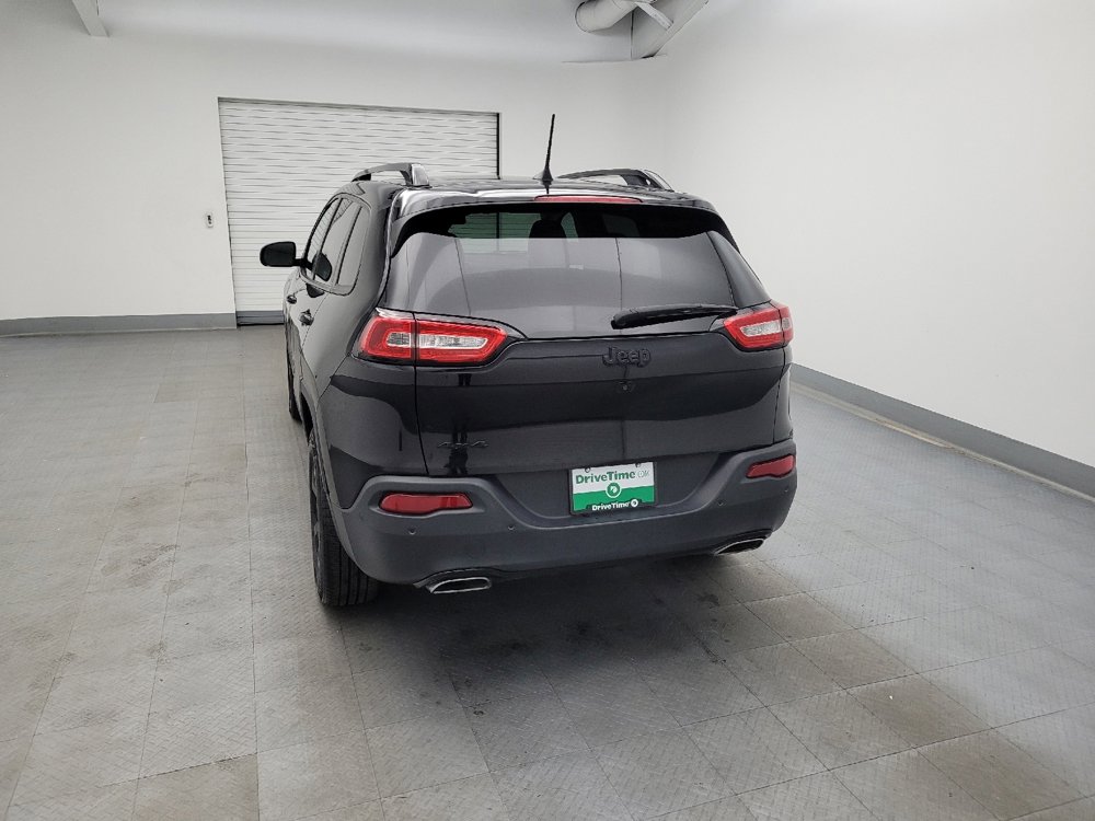 Used 2018 Jeep Cherokee Limited w/ Technology Group image 6