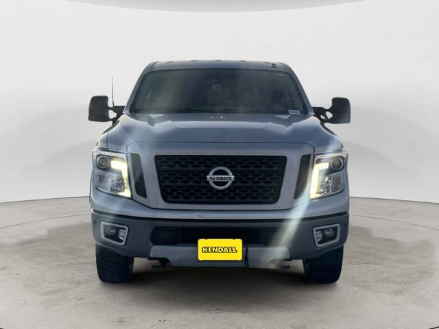 Used 2018 Nissan Titan PRO-4X w/ Pro-4x Convenience Package image 8