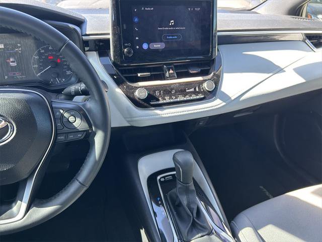Certified 2025 Toyota Corolla SE image 17