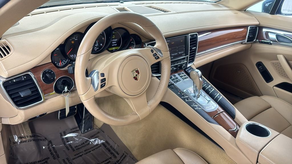 Used 2011 Porsche Panamera 4 image 35