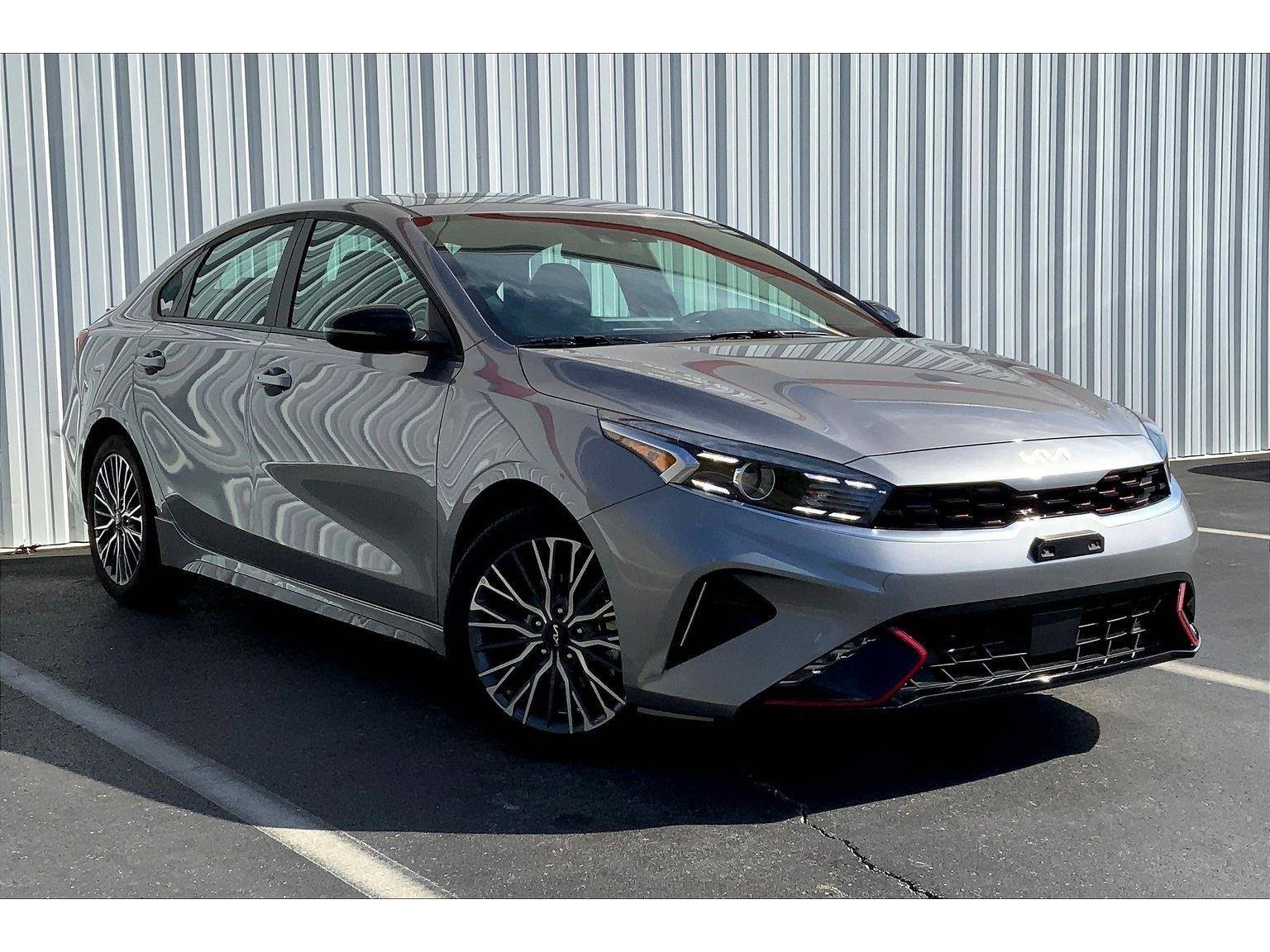 Used 2024 Kia Forte GT-Line w/ GT-Line Premium Package image 31