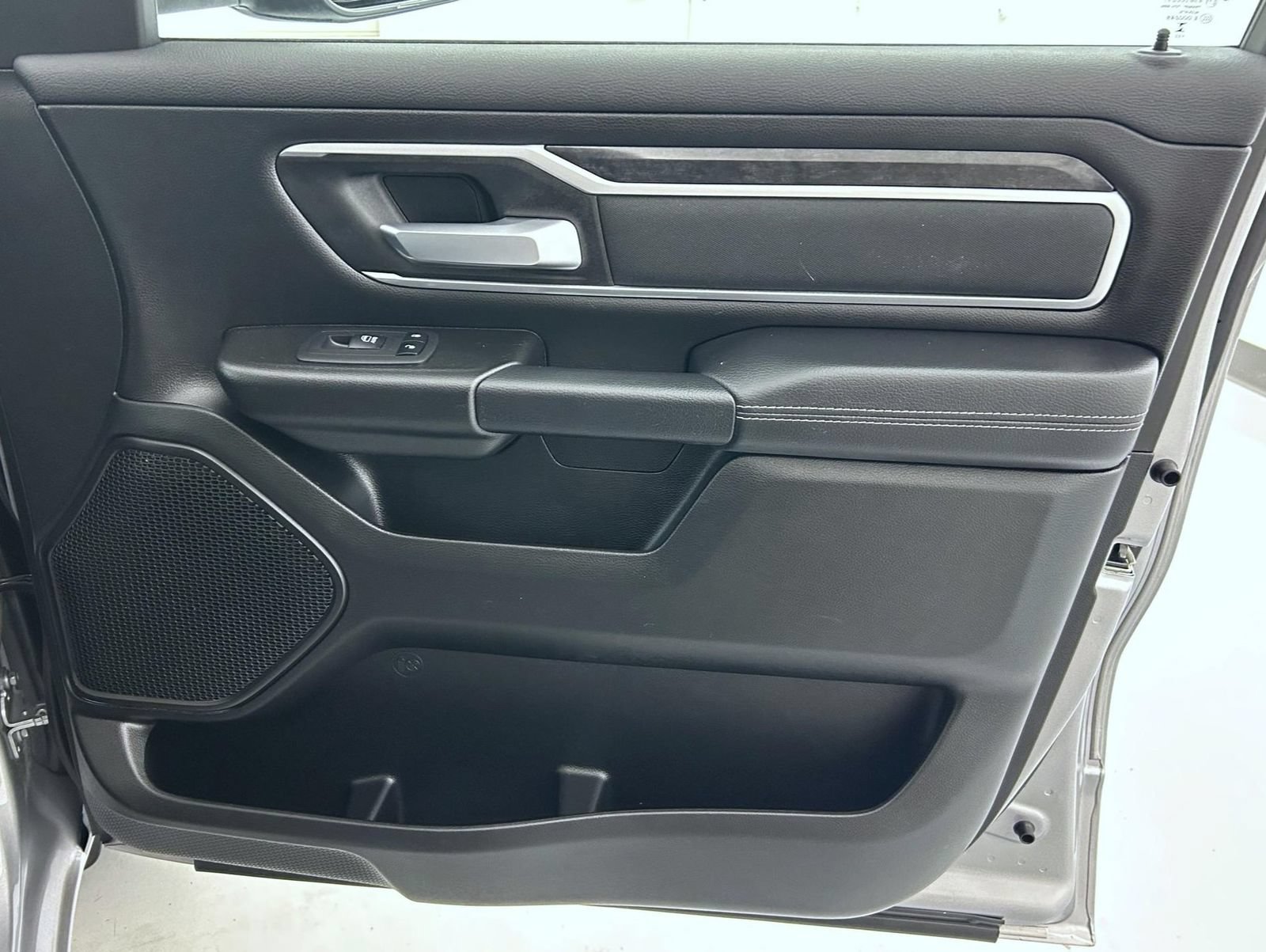 Certified 2023 RAM 1500 Big Horn AWD/4WD image 16