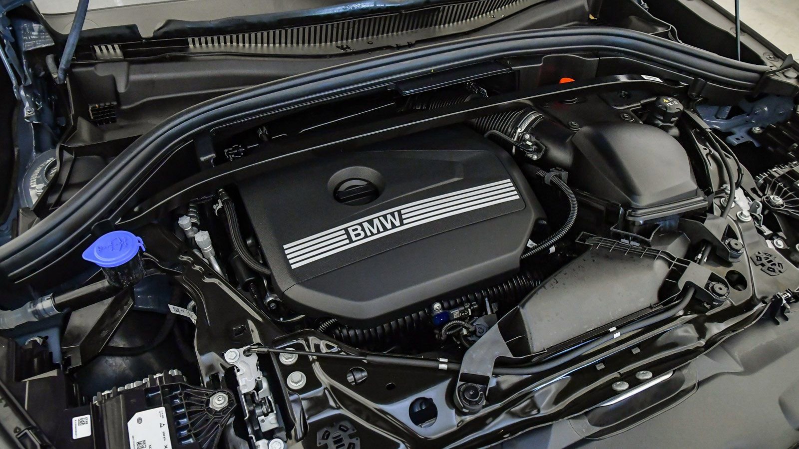 Used 2025 BMW X2 xDrive28i w/ Premium Package image 28