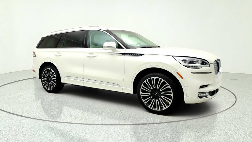 Used 2020 Lincoln Aviator Black Label w/ Dynamic Handling Package AWD/4WD image 3