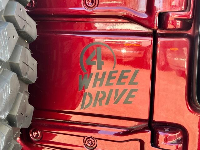 Used 2022 Jeep Wrangler Willys image 7