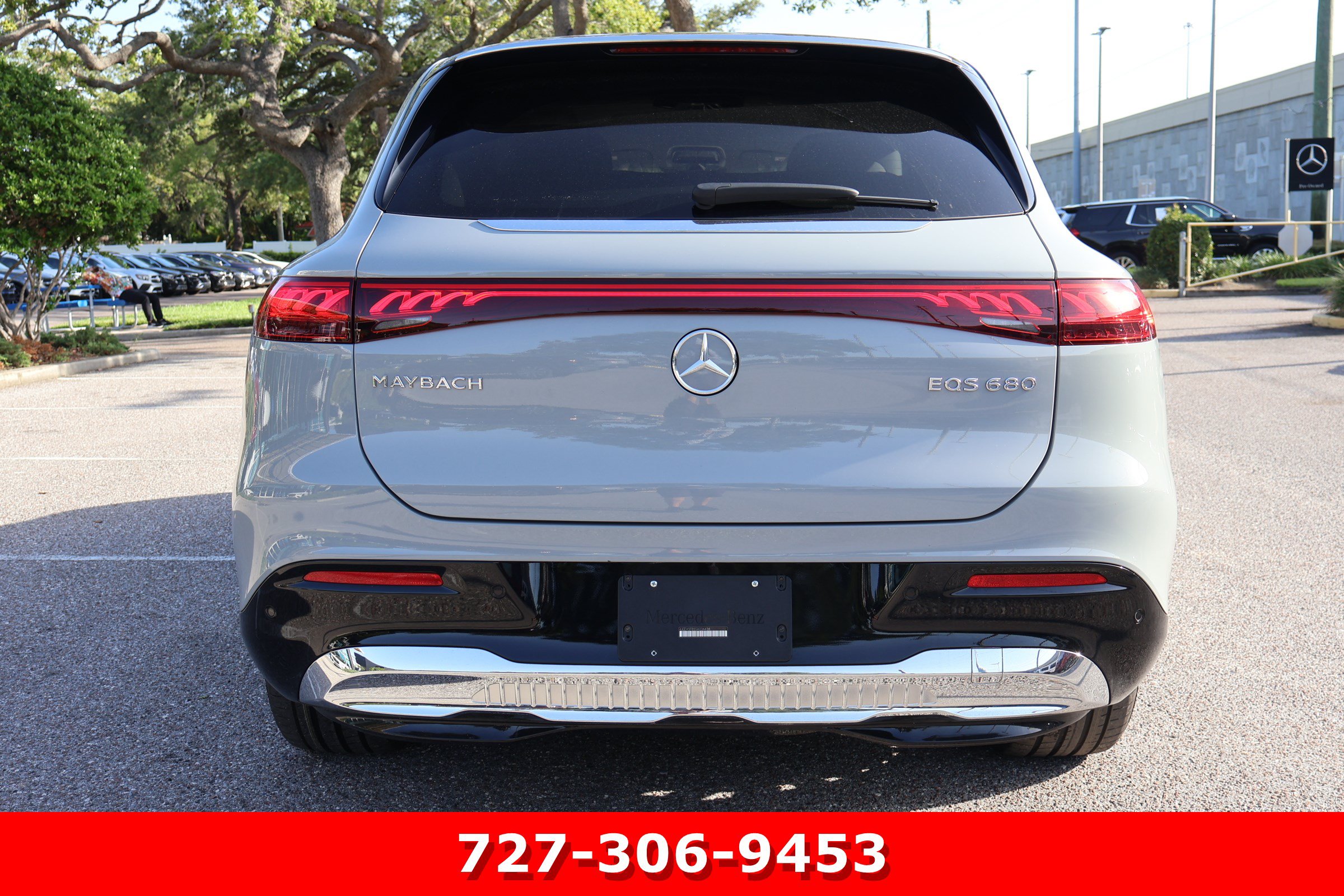 Used 2025 Mercedes-Benz Maybach EQS 680 4MATIC image 8