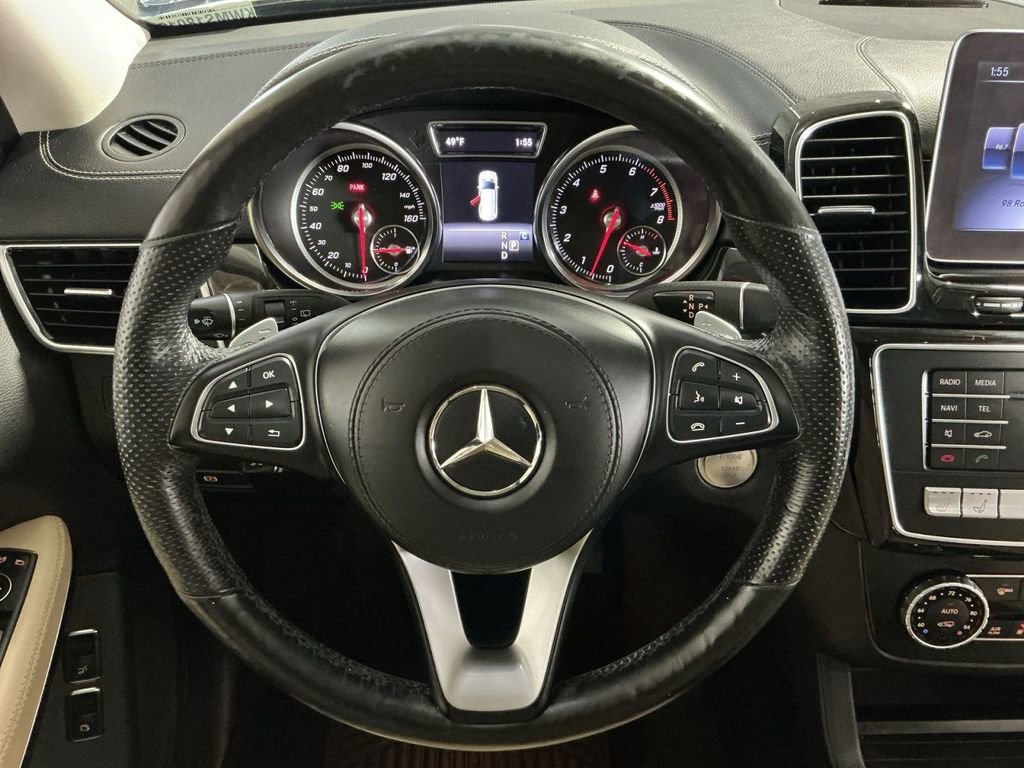 Used 2018 Mercedes-Benz GLS 550 4MATIC image 24