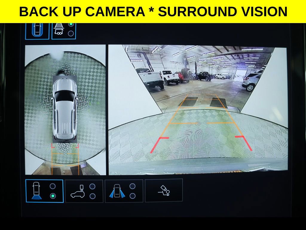 Used 2025 GMC Acadia Elevation image 10