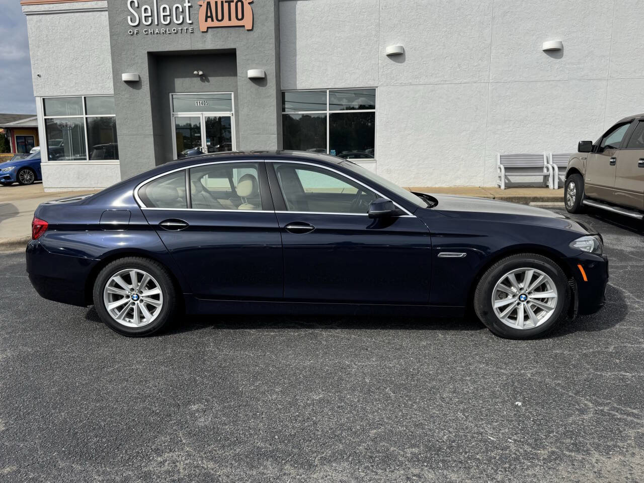 Used 2016 BMW 528i Sedan image 7