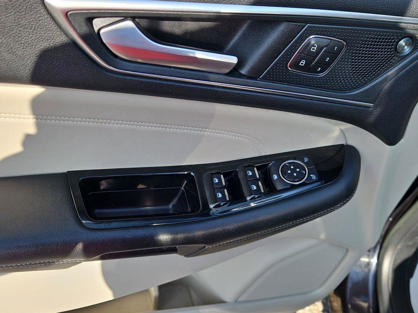 Used 2020 Ford Edge Titanium w/ Cargo Accessory Package image 12