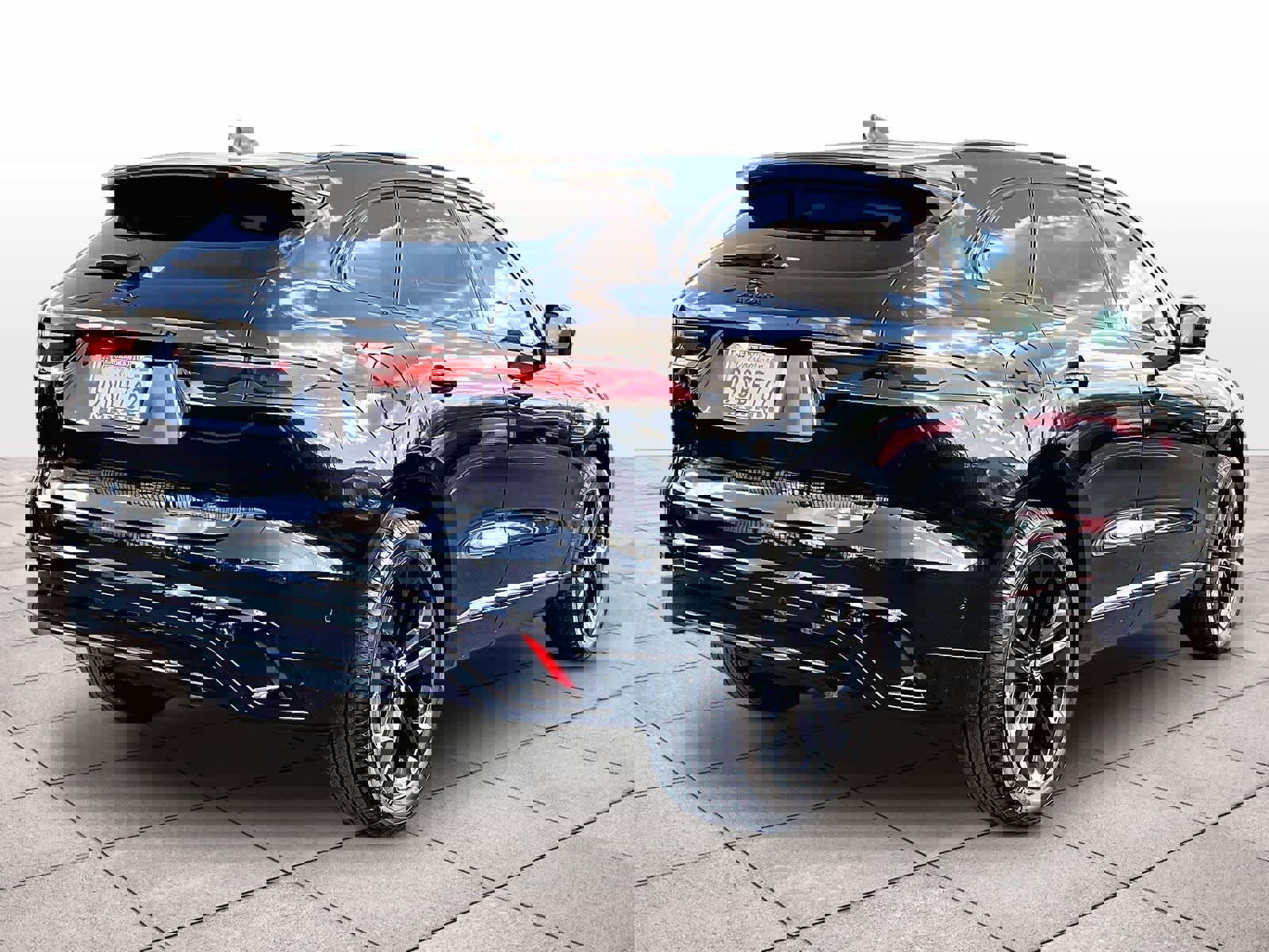 Used 2025 Jaguar F-PACE R-Dynamic S image 15