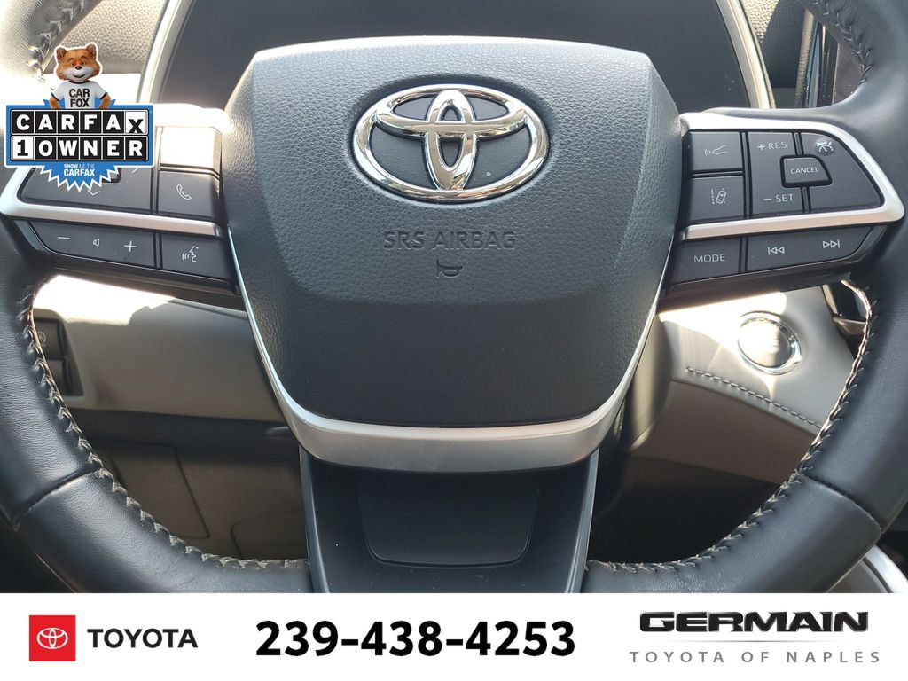 Used 2023 Toyota Highlander XLE FWD image 24
