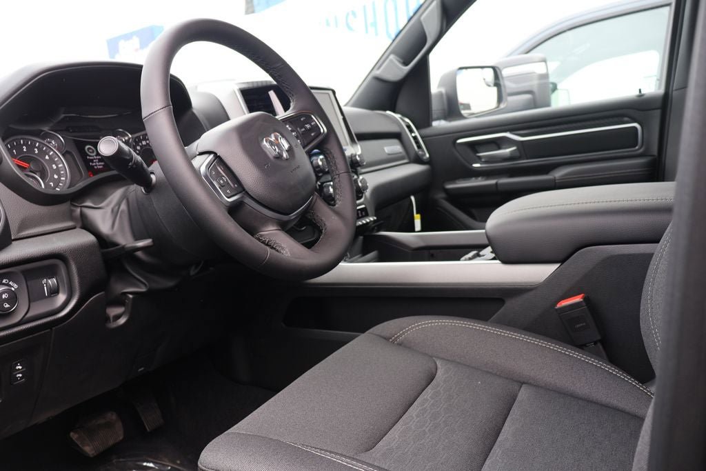New 2026 RAM 1500 Big Horn AWD/4WD image 6