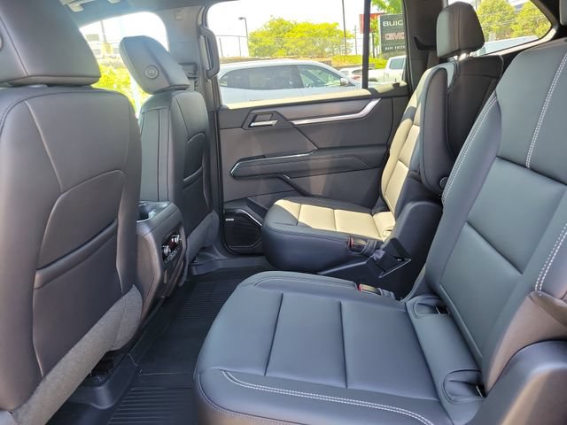 New 2026 GMC Acadia Elevation w/ Elevation Premium Package AWD/4WD image 12