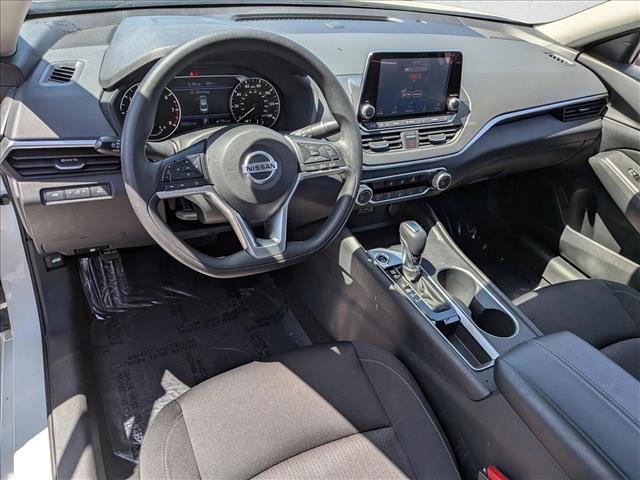 Used 2022 Nissan Altima 2.5 SV FWD image 10