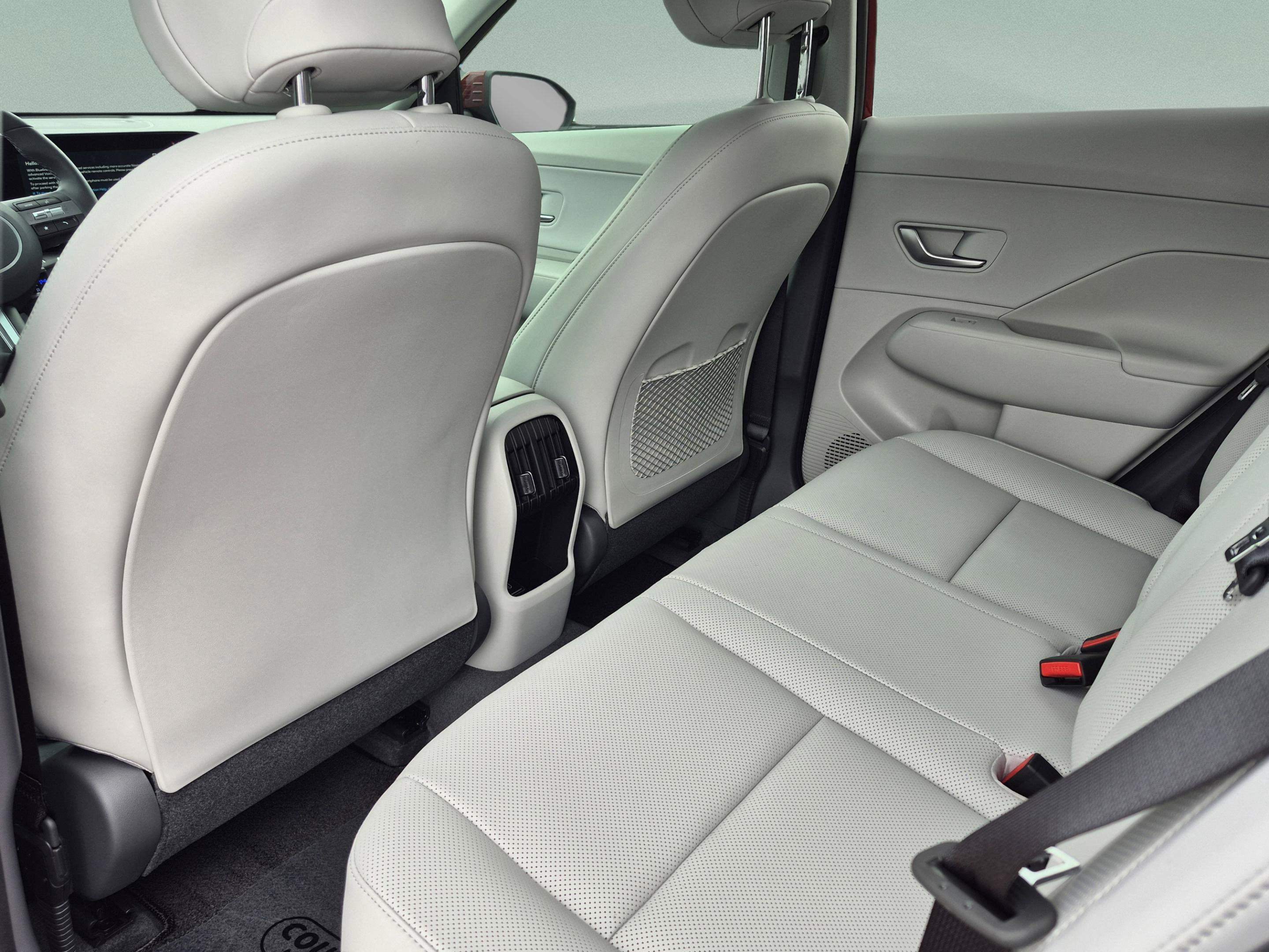 New 2026 Hyundai Kona Limited FWD image 16